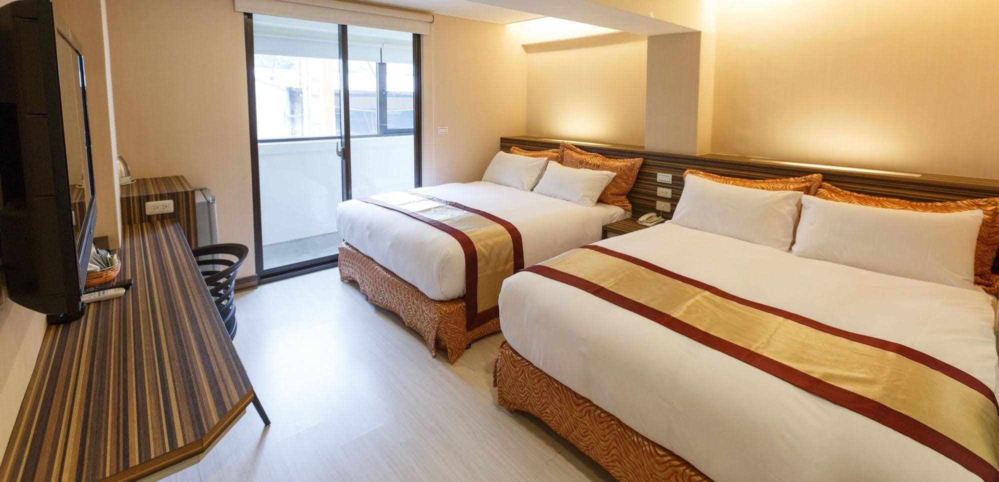 Wecan Hotel Kaohsiung Exteriör bild
