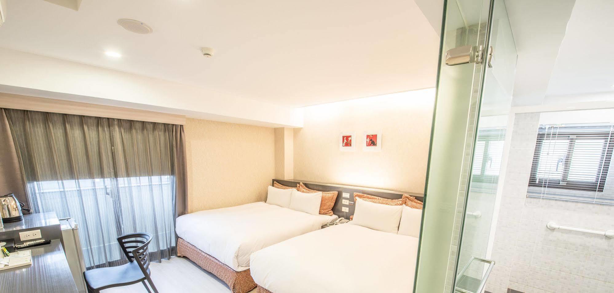 Wecan Hotel Kaohsiung Exteriör bild