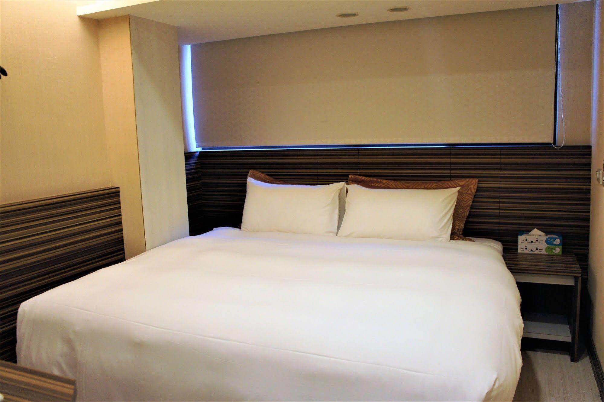 Wecan Hotel Kaohsiung Exteriör bild