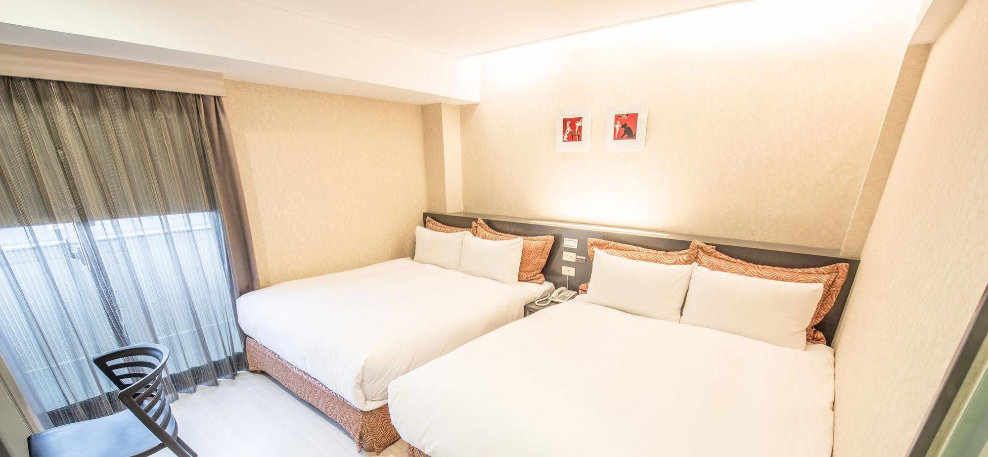 Wecan Hotel Kaohsiung Exteriör bild